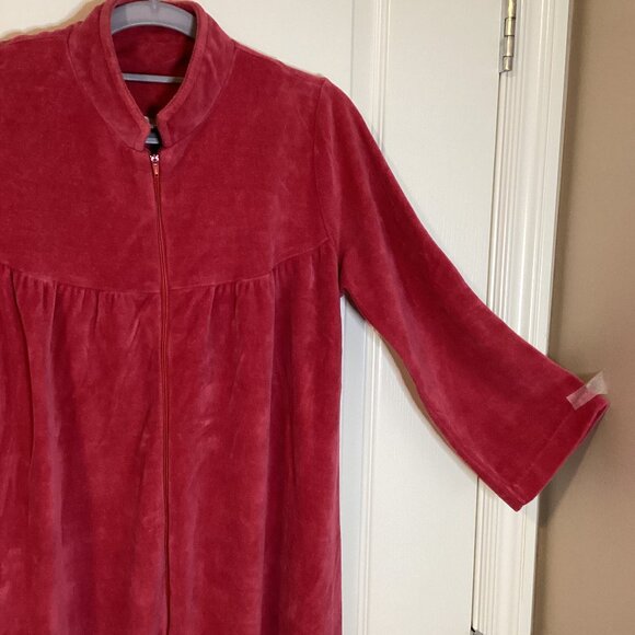 Vintage Tricot Majestic Women's Housecoat Bathrobe Size SP Pink Robe Luxury - Picture 2 of 9